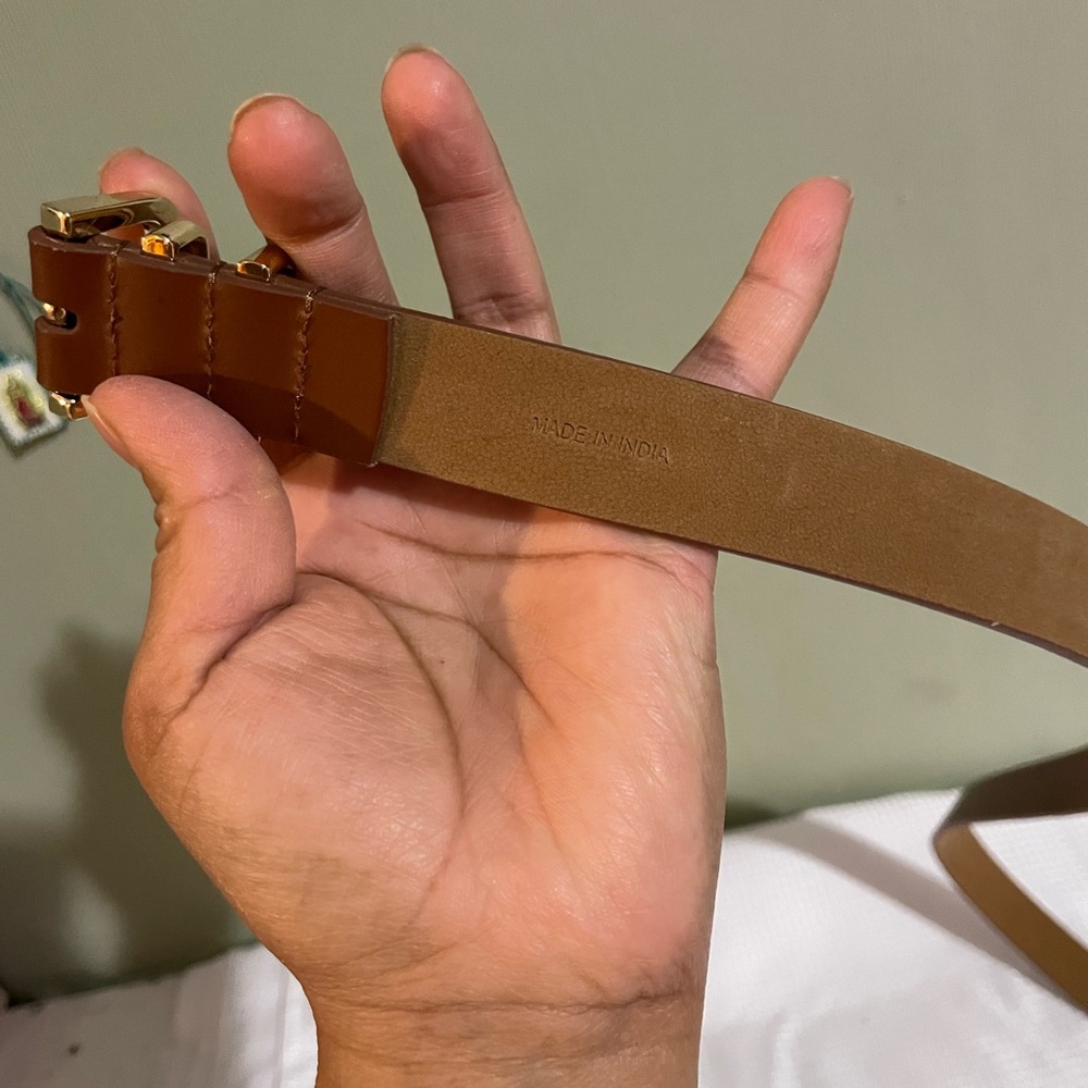 Abercrombie & Fitch Tan Leather Belt with Gold Buckle - Picture 3 of 4